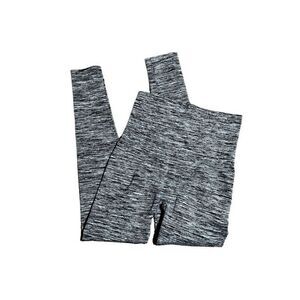 Assets Red Hot Label by SPANX Cropped Leggings Yoga Pants Small Petite